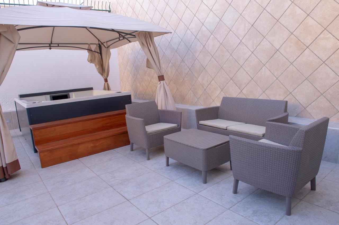Joyce Luxury Suite Monopoli Exterior foto